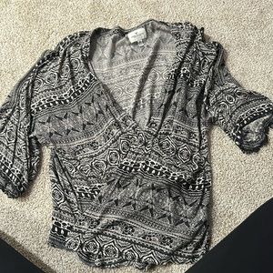 black and white (flower design)